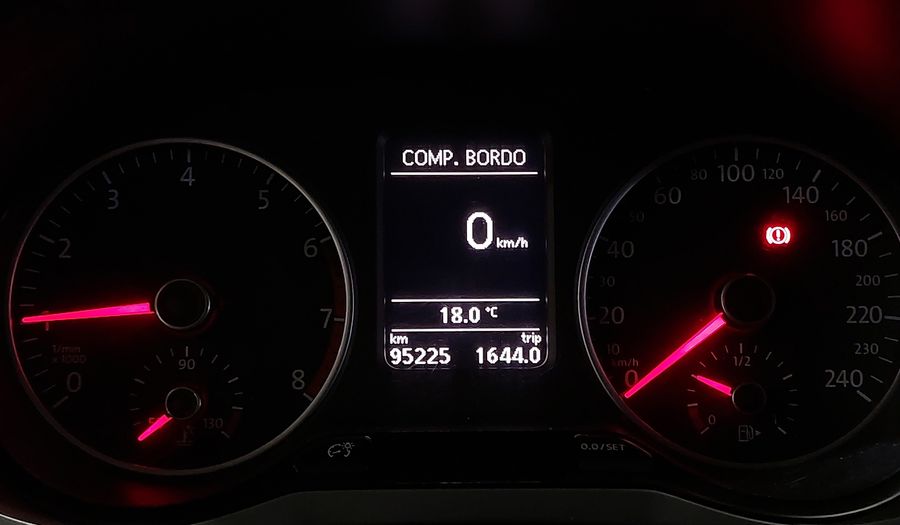 Volkswagen Fox 1.6 MSI TOTAL FLEX COMFORTLINE I-MOTION Hatchback 2015