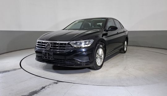 Volkswagen • Jetta