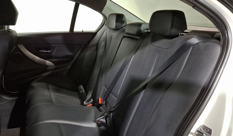 Bmw Serie 3 2.0 320IA Sedan 2016