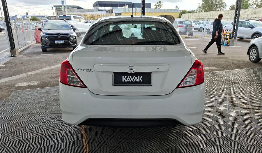 Nissan Versa 1.6 SENSE Sedan 2019