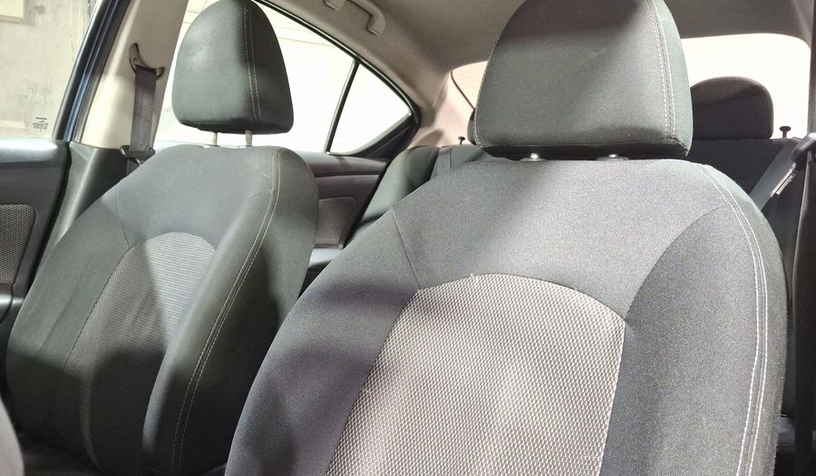 Nissan Versa 1.6 ADVANCE Sedan 2017