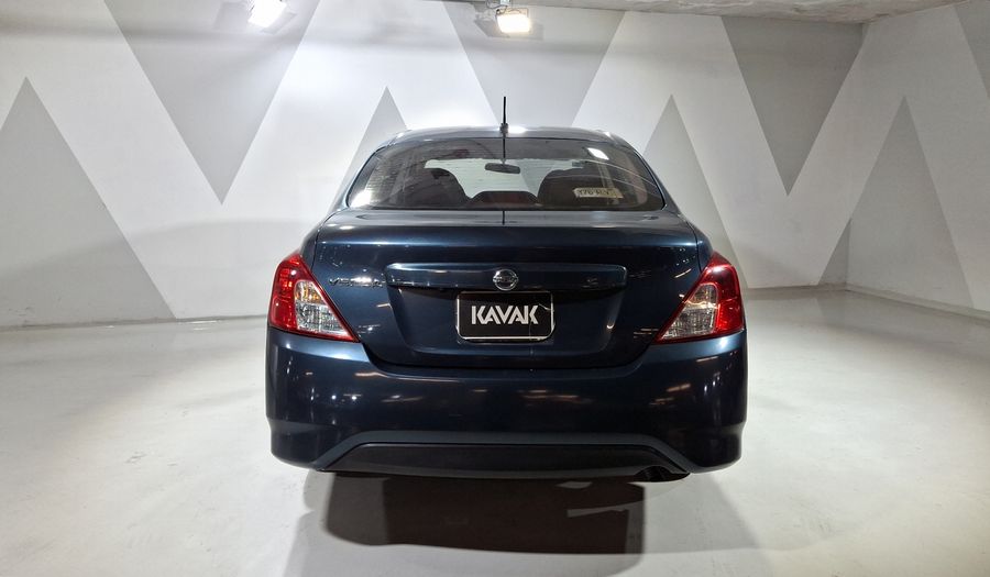 Nissan Versa 1.6 ADVANCE Sedan 2017