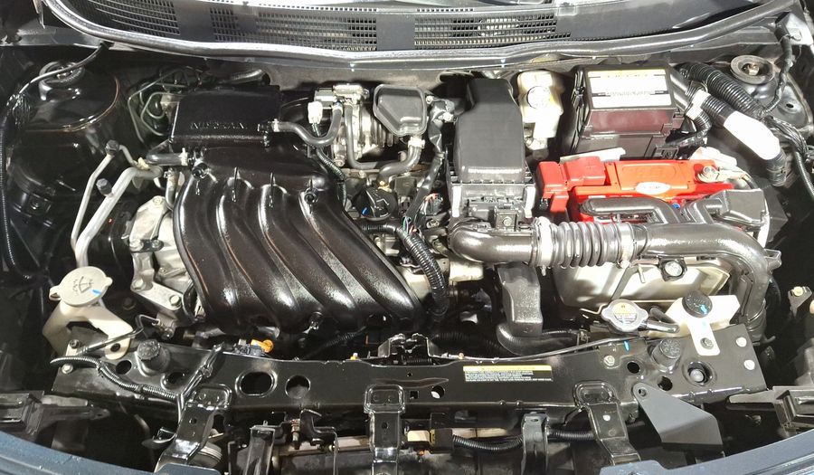Nissan Versa 1.6 ADVANCE Sedan 2017