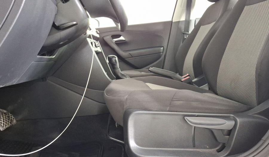 Volkswagen Vento 1.6 STARTLINE TIPTRONIC Sedan 2018