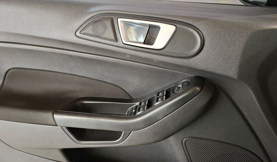 Ford Fiesta Kinetic Design 1.6 SE PLUS Hatchback 2018