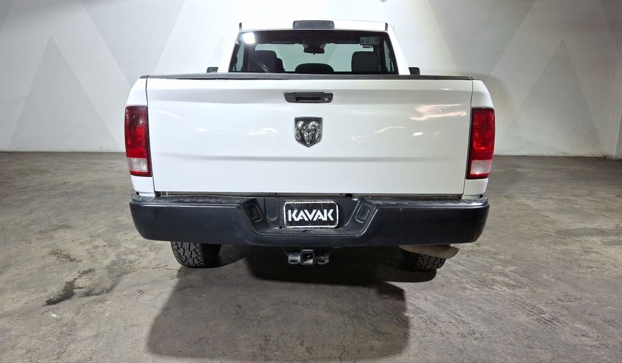 Ram 1500 3.6 CREW CAB SLT TRABAJO 4X2 V6 8 AUTO Pickup 2020