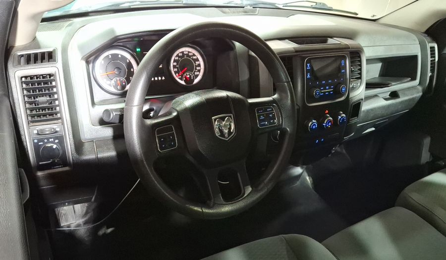 Ram 1500 3.6 CREW CAB SLT TRABAJO 4X2 V6 8 AUTO Pickup 2020