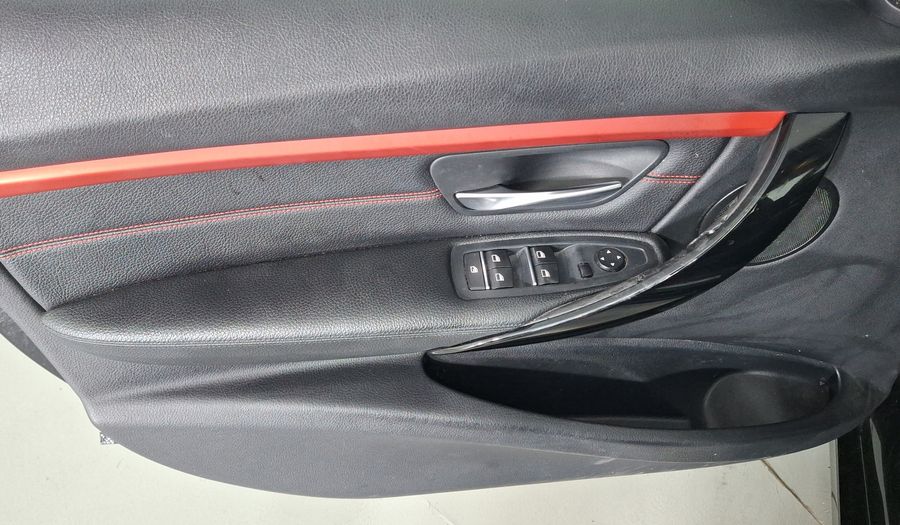 Bmw Serie 3 2.0 320IA SPORT LINE AUTO Sedan 2017