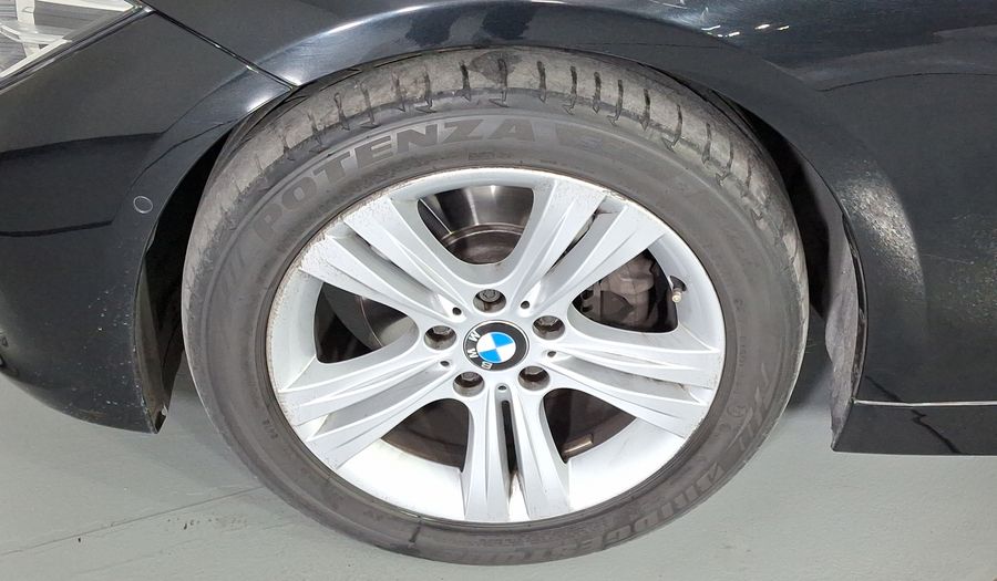 Bmw Serie 3 2.0 320IA SPORT LINE AUTO Sedan 2017