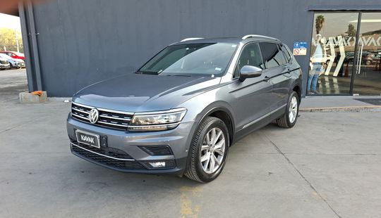 Volkswagen • Tiguan