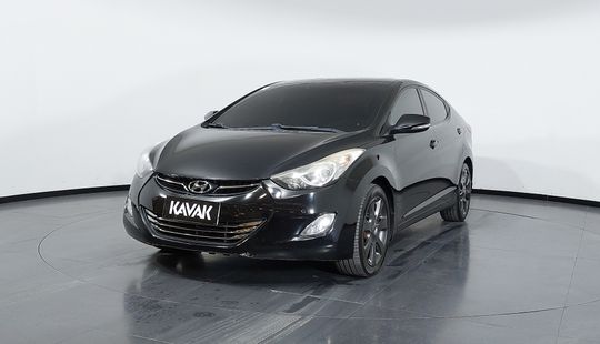 Hyundai • Elantra