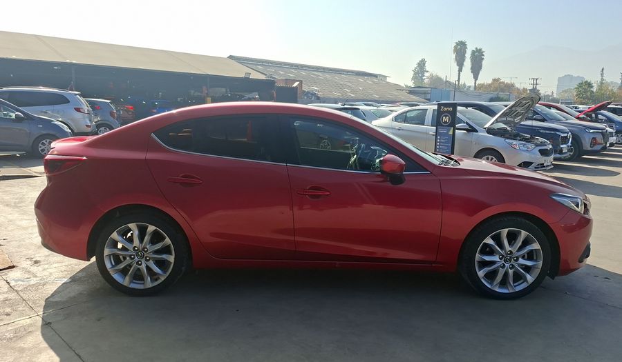 Mazda 3 2.5 AUTO SKYACTIV-G GT A. BOSE Sedan 2017