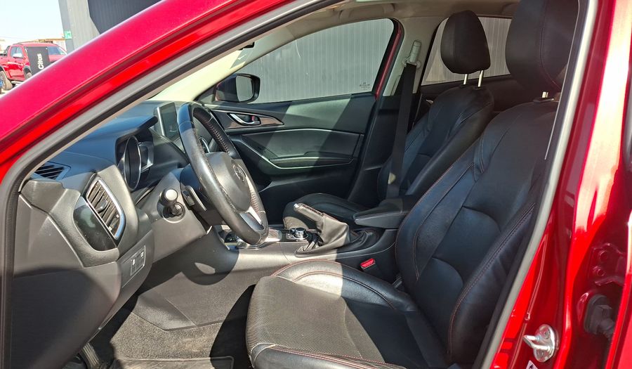 Mazda 3 2.5 AUTO SKYACTIV-G GT A. BOSE Sedan 2017
