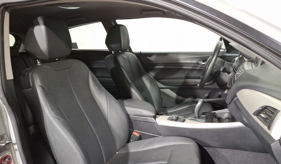 Bmw Serie 1 1.6 120IA Hatchback 2016