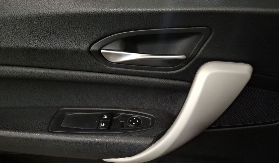 Bmw Serie 1 1.6 120IA Hatchback 2016