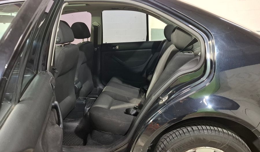 Volkswagen Bora 2.0 TRENDLINE Sedan 2010