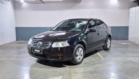 Volkswagen • Bora