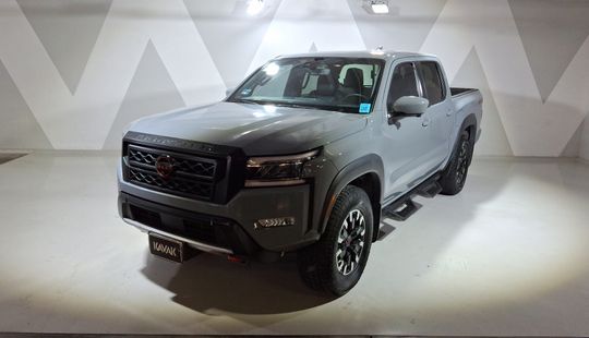 Nissan • Frontier
