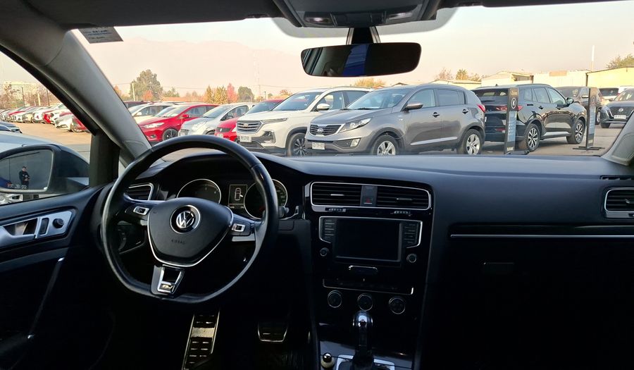 Volkswagen Golf 2.0 TDI DSG COMFORTLINE Hatchback 2018