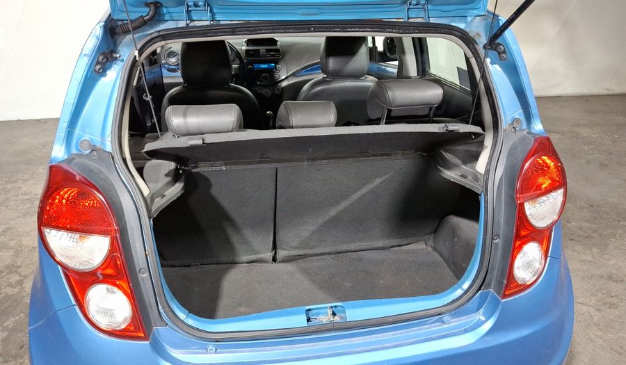 Chevrolet Spark 1.2 LTZ C MT Hatchback 2014