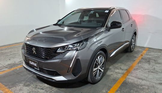 Peugeot • 3008