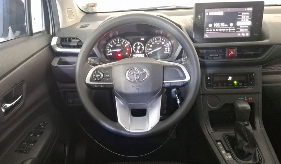 Toyota Avanza 1.5 XLE CVT Minivan 2022