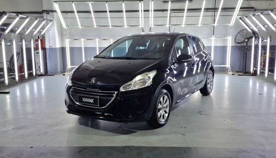 Peugeot • 208