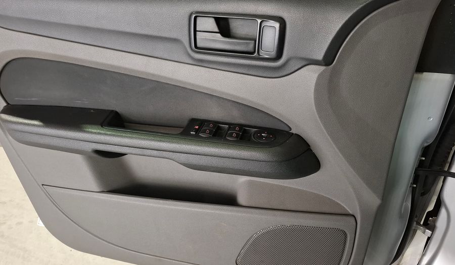 Ford Focus Ii 2.0L TREND Hatchback 2012
