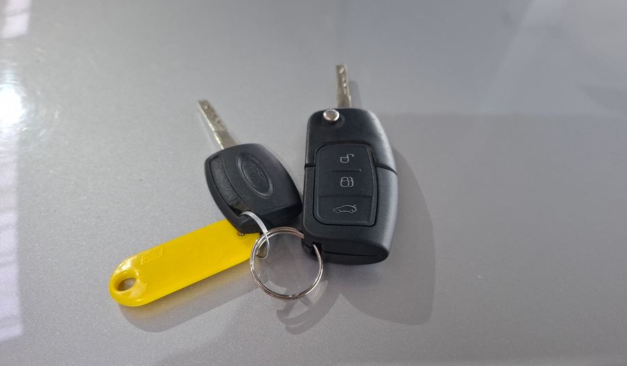 Ford Focus Ii 2.0L TREND Hatchback 2012
