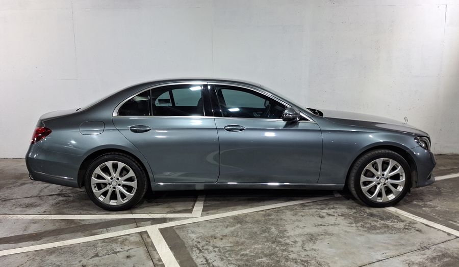 Mercedes Benz Clase E 2.0 200 EXCLUSIVE AT Sedan 2017