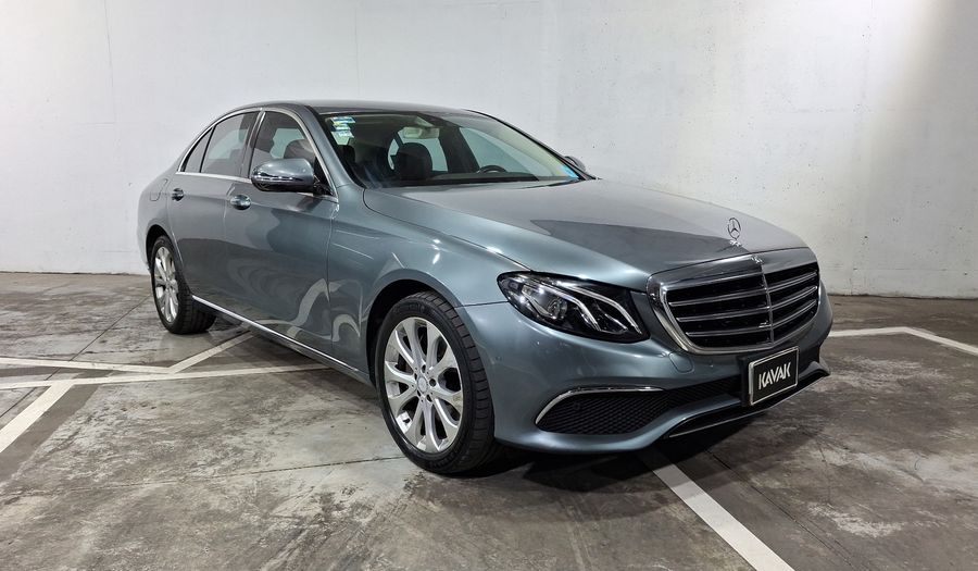 Mercedes Benz Clase E 2.0 200 EXCLUSIVE AT Sedan 2017