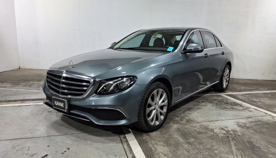 Mercedes Benz • Clase E