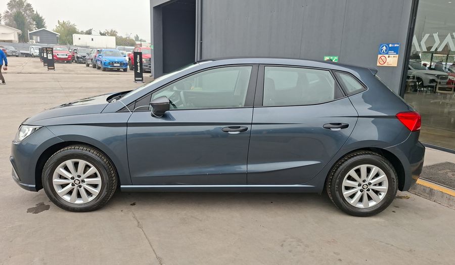 Seat Ibiza 1.6 110 HP REFERENCE Hatchback 2021