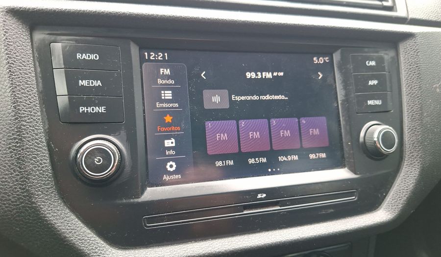 Seat Ibiza 1.6 110 HP REFERENCE Hatchback 2021