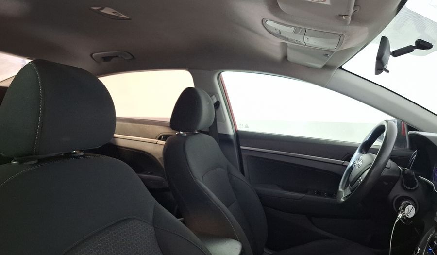 Hyundai Elantra 2.0 GLS AT Sedan 2017