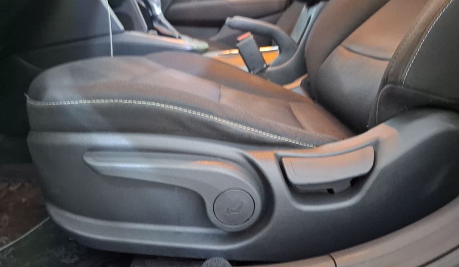Hyundai Elantra 2.0 GLS AT Sedan 2017