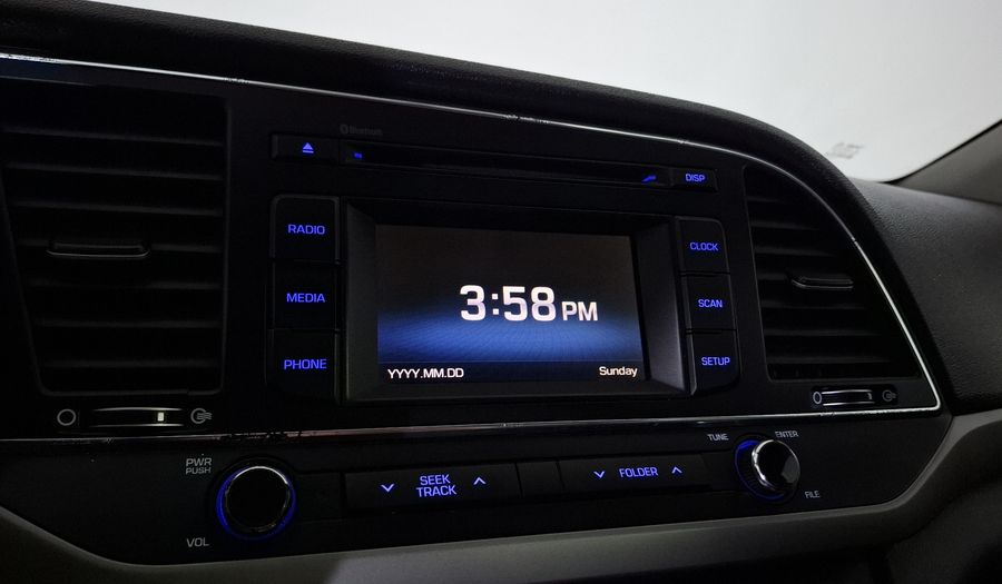 Hyundai Elantra 2.0 GLS AT Sedan 2017