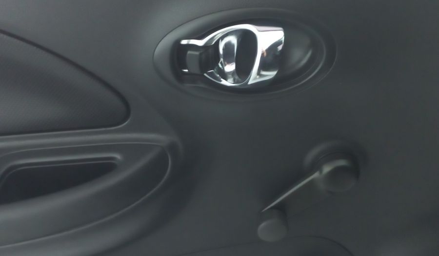 Nissan March 1.6 SENSE Hatchback 2018