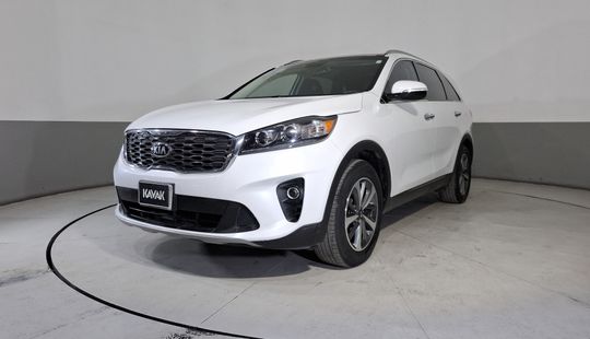 Kia • Sorento
