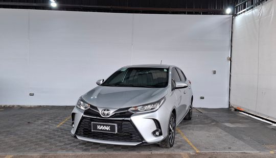 Toyota • Yaris