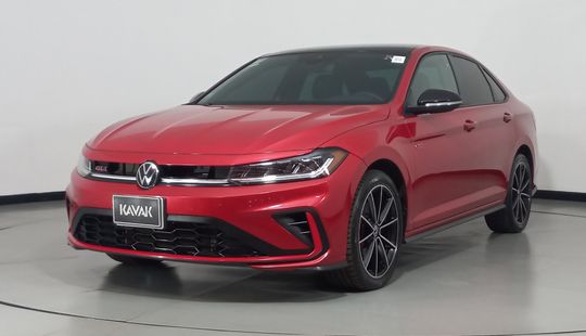 Volkswagen • Jetta