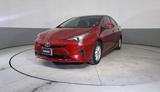 Toyota • Prius