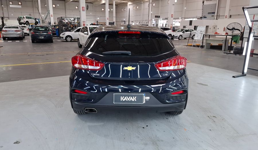 Chevrolet Cruze Ii 1.4 LTZ AUTO Hatchback 2022