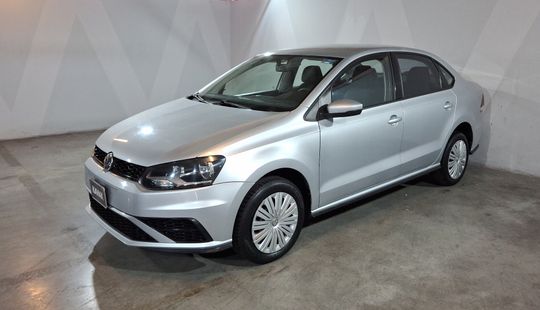 Volkswagen • Vento