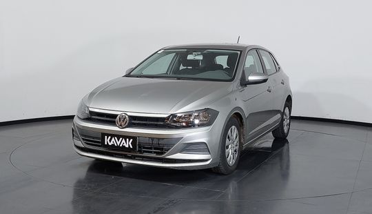 Volkswagen • Polo