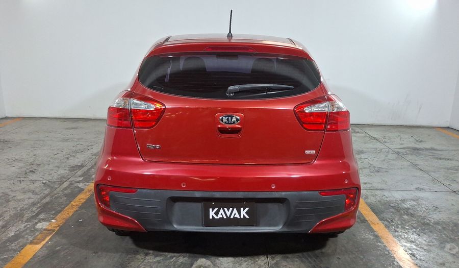 Kia Rio 1.6 EX MT Hatchback 2017