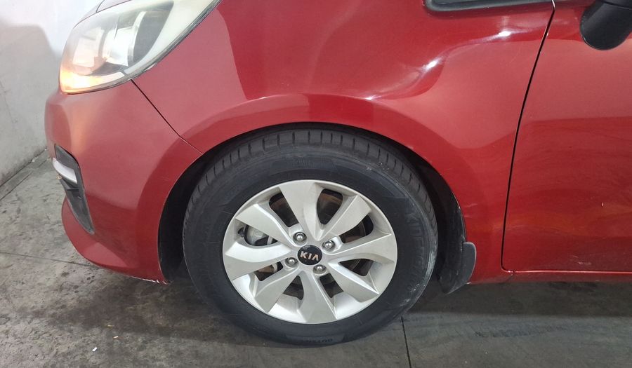 Kia Rio 1.6 EX MT Hatchback 2017