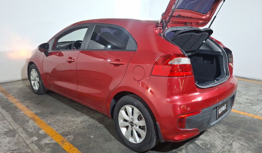 Kia Rio 1.6 EX MT Hatchback 2017