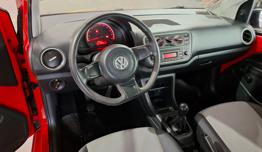 Volkswagen Up 1.0 TAKE UP Hatchback 2015