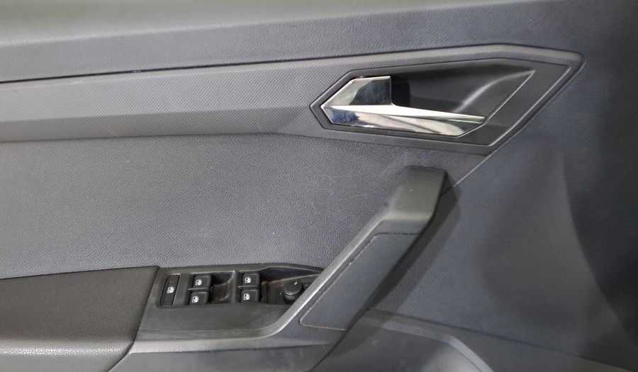Seat Arona 1.6 STYLE AUTO Suv 2019